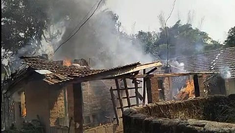 रत्नागिरी : बहिरवली गावात घराला आग लागून लाखोंचे नुकसान