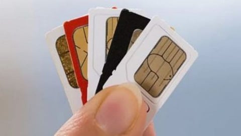 SIM Card Rule : डिसेंबरपासून सीमकार्ड खरेदीसाठी नवे नियम