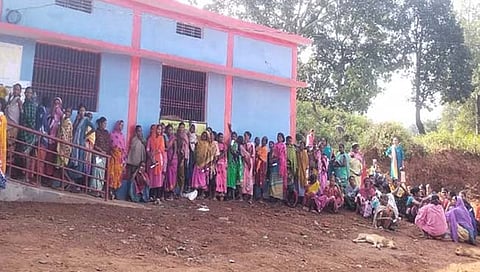 Chhattisgarh Assembly Elections : सुकमामध्ये मतदान केंद्राजवळ पोलीस- नक्षलवाद्यांमध्ये चकमक