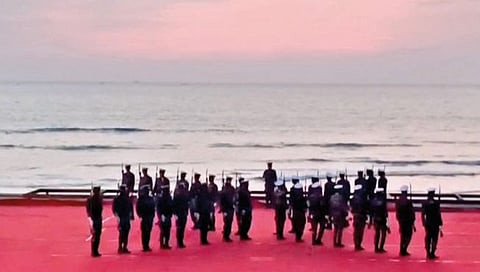 तारकर्लीत नौदल जवानांचा ताफा दाखल