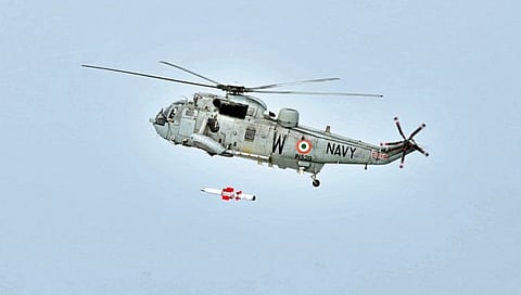 स्वदेशी बनावटीच्या जहाजभेदी क्षेपणास्त्राची चाचणी यशस्वी