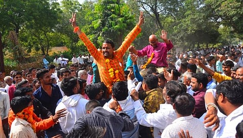 जळगाव जिल्ह्यात शिंदे गटाचे वर्चस्व ; भाजप दुसऱ्या तर अजित पवार गट तिसऱ्या स्थानी