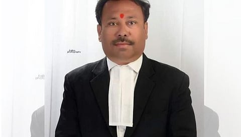 पैठण येथील पाचोड फाट्यावर ट्रक आणि दुचाकीचा अपघात; वकिलाचा मृत्यू