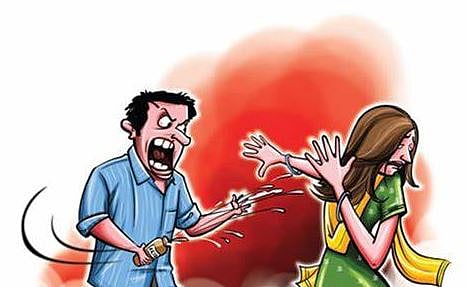 …नाही तर अॅसिड फेकणार! आईसमोर मुलीला तरुणाची धमकी