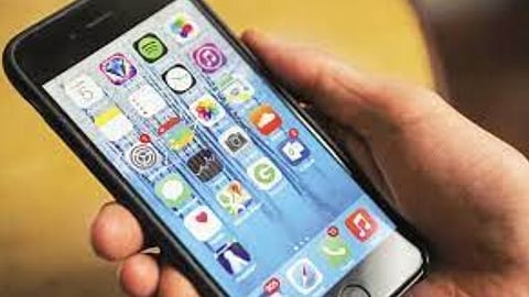 Pune News : अंगणवाडीताईंना नवा मोबाईल मिळेना