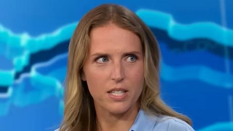 गाझातून अमेरिकेतील परतलेल्या परिचारिका (नर्स) एमिला कॅलाहान.