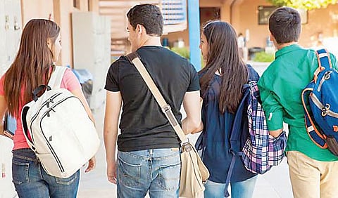 Pune News : नियमबाह्य शुल्क आकारल्यास फौजदारी