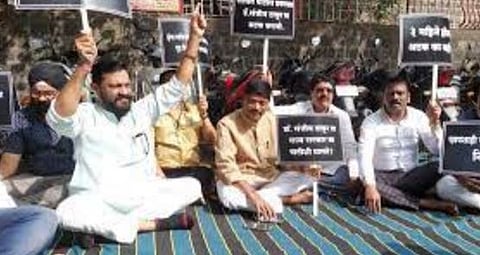 Pune Drugs Case : आ. रवींद्र धंगेकर यांचे पोलिस आयुक्तालयासमोर ठिय्या