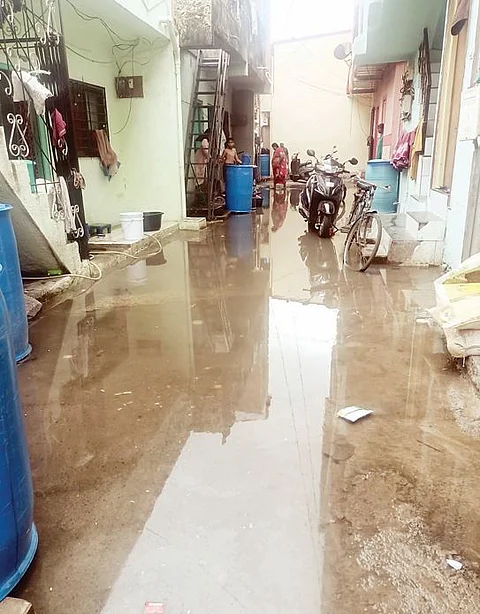 लोहियानगरमधील घरांमध्ये ड्रेनेजचे पाणी; नागरीक त्रस्त