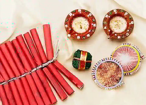 Pimpri News : फटाक्यांचा आवाज पोहचला 99 डेसिबलपर्यंत