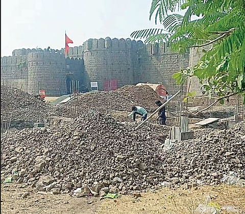 Nagar News : खर्डा येथील जनसुविधा केंद्र हलविले