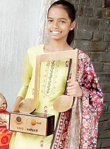 लिटिल चॅम्प्स गौरीने उंचावलं ब्राह्मणगावसह नगर जिल्ह्याचे नाव