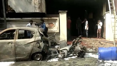 Hyderabad building fire | हैदराबादमध्ये इमारतीला आग, ९ जणांचा होरपळून मृत्यू