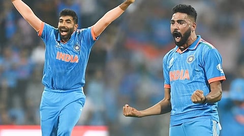 ICC ODI WC : शमी-सिराजचा कहर! श्रीलंकेचा 55 धावांत ऑलआऊट, टीम इंडियाची सेमीफायनलमध्ये धडक