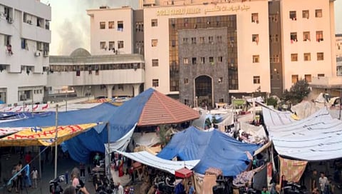 Israel-Hamas War : ४ तासांच्या युद्धविरामानंतर इस्रायलकडून पुन्हा रूग्णालयांवर हल्ले; १४ हजार पॅलेस्टिनी संकटात