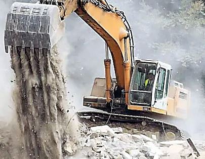 Pune News : खोदाई प्रचंड, प्रदूषण उदंड!