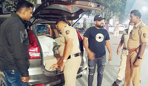 Nagar : बसस्थानक परिसरात मद्यपींवर कारवाई