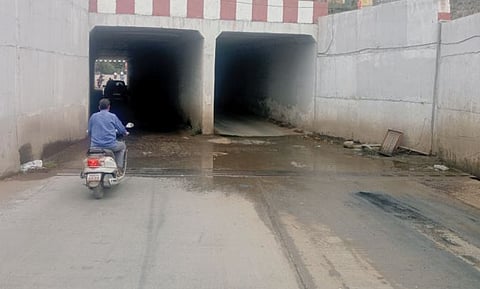 Pune : दौंडच्या तिसर्या कुरकुंभ मोरीचे काम झालेय निकृष्ट