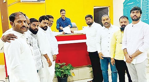 Pimpri News : छगन भुजबळ यांच्यावर गुन्हा दाखल करा