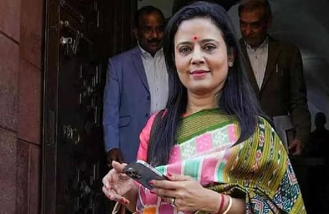 Mahua Moitra : महुआ मोईत्रा यांच्याविरोधात एथिक्स कमिटीचा अहवाल सादर; लोकसभेत विरोधकांचा गदारोळ