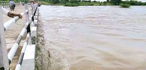 मुळा-भंडारदर्याला अवकाळीचा दिलासा ; नगर-नाशिकचे पाऊण टीएमसी पाणी वाचणार