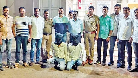 सातारा : आईवरून शिव्या दिल्यामुळे खून; दोघा जणांना अटक