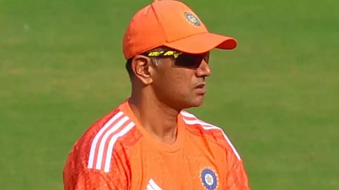 टीम इंडियाच्या मुख्य प्रशिक्षकपदी राहणार का? राहुल द्रविड म्हणाले…