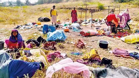 Pune : अवकाळी पावसाने ऊसतोड मजुरांचे हाल