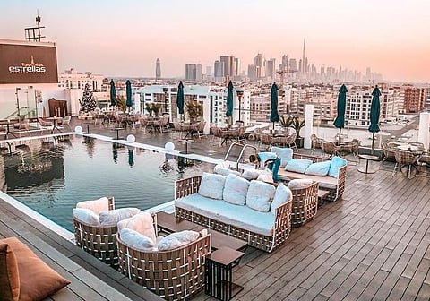 Pune News : 26 रूफ टॉप हॉटेल्सना नोटीस