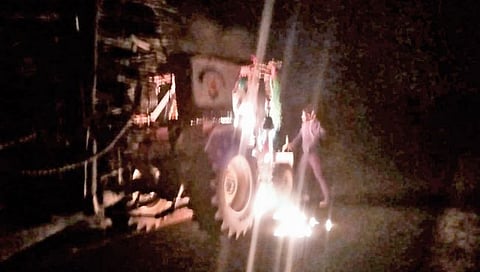 ऊस दरासाठी सांगली जिल्ह्यात अनेक ठिकाणी रास्ता रोको