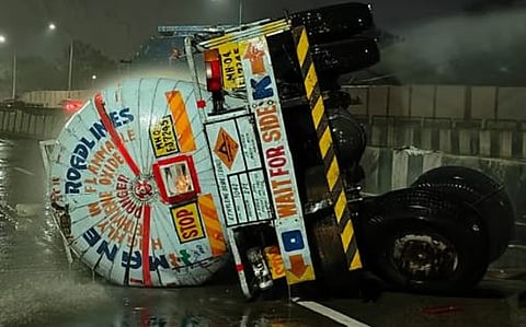 महत्त्वाची बातमी ! वायू गळतीमुळे पुणे – नगर रस्ता राहणार दोन तास बंद