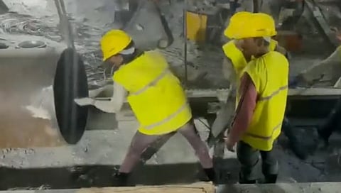 Uttarkashi tunnel rescue : बोगद्यातील मॅन्युअल ड्रिलिंगचा पहिला व्हिडिओ समोर; ५० मीटर उभे खोदकाम पूर्ण