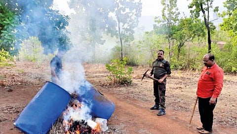राज्यातील हातभट्टीमुक्त गाव मोहीम यशपथावर