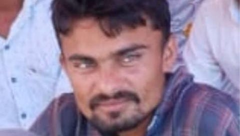 Latur Crime News : माणुसकीला काळीमा; सताळा येथे दारूसाठी पैसे न दिल्याने पोटच्या मुलाकडून आईचा खून