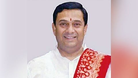 भरारी – एक व्यक्ती : २८ सुवर्णपदके, २० पदव्या, ४२ विद्यापीठं