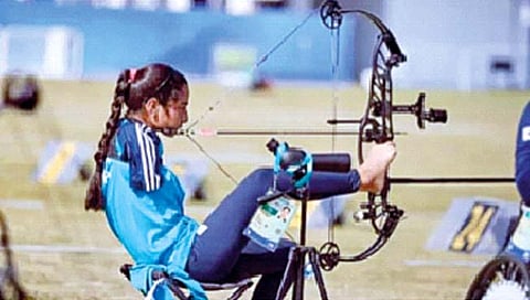 दिव्यांगांची दिव्य भरारी