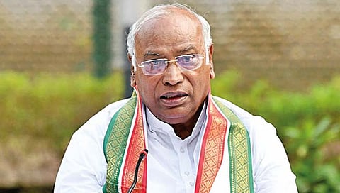 Sandeshkhali Violence | अशा घटना घडत असतात, हा राष्ट्रीय चर्चेचा विषय नाही; संदेशखाली हिंसाचार प्रकरणी खर्गेंचे वक्तव्य