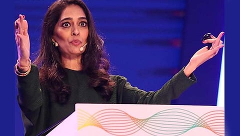 Mallika Sagar : ‘आयपीएल’ लिलावाचा हातोडा मल्लिकाच्या हातात?