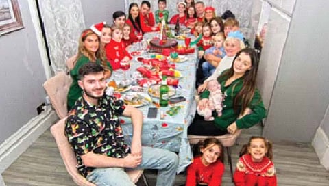 अहो आश्चर्यम्! एकाच घरात २२ मुले!