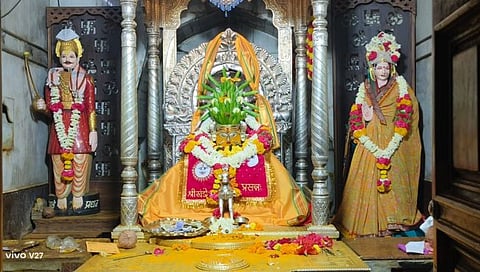 Dharashiv News : मूर्ती एक, दोन गाव, दोन मंदिरे; श्री खंडोबा देवाची होते देवाण-घेवाण