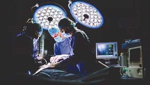 अठरा वर्षांपासून डोक्यात होती गोळी!