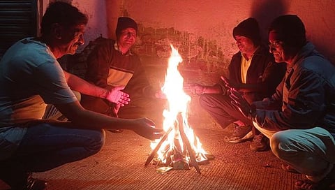 बाेचऱ्या वाऱ्यांनी नाशिककरांना हुडहुडी (छाया-हेमंत घोरपडे)