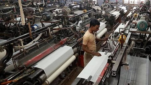 यंत्रमागधारकांच्या समस्यांसाठी समिती, मंत्री दादा भुसे यांच्या अध्यक्षतेखाली करणार अभ्यास