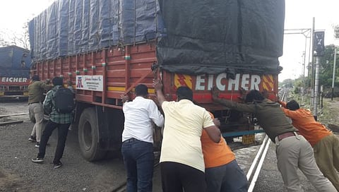 Lasalgaon Railway : ..अन् लासलगावकरांच्या काळजाचा चुकला ठोका