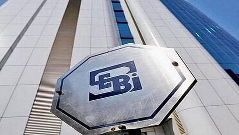 शेअर मार्केटमध्ये पैसा लावताय? SEBI ने बदलला ‘हा’ नियम, गुंतवणूकदारांवर काय परिणाम होणार?