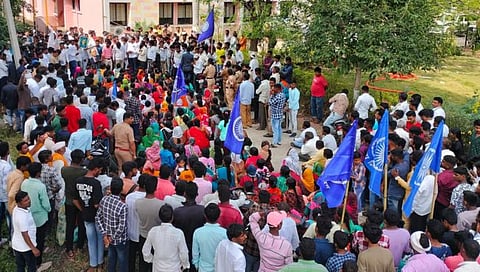 Chh. Sambhajinagar : तेलवाडी अत्याचारप्रकरणी पैठण तहसीलवर आक्रोश मोर्चा