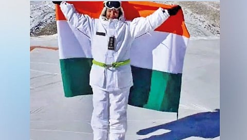 सियाचीन ऑपरेशनल पोस्टवर भारताच्या पहिल्या महिला अधिकारी फातिमा वसीम!