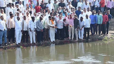 गिरणा धरणातून सोडलेल्या पांझण डाव्या कालव्यातील पाण्याने शेतकरी सुखावला : आमदार सुहास कांदे