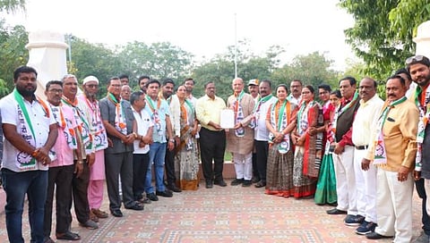 जळगावात खासदारांच्या निलंबनाबाबत राष्ट्रवादीचा निषेध मोर्चा