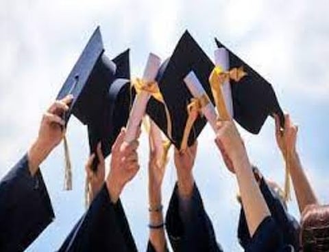 परदेशी विद्यापीठांच्या ऑनलाइन अभ्यासक्रमांना बंदी